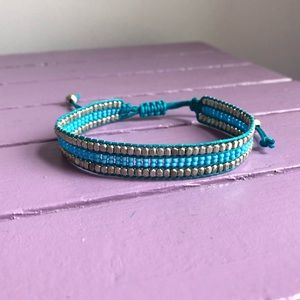 Blue and silver beaded pull bracelet!